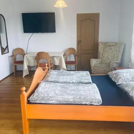 Sloneczny Brzeg 招待所 Jastrzębia Góra