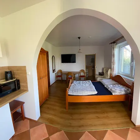 Sloneczny Brzeg ゲストハウス 3*